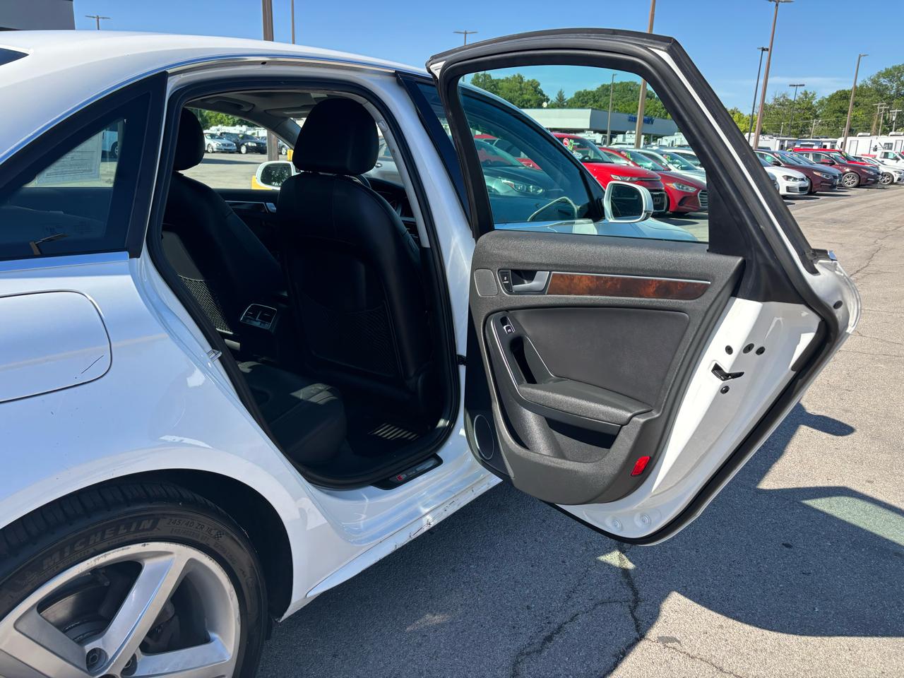 Audi A4 4dr Sdn Auto quattro 2.0T Premium Plus 2015