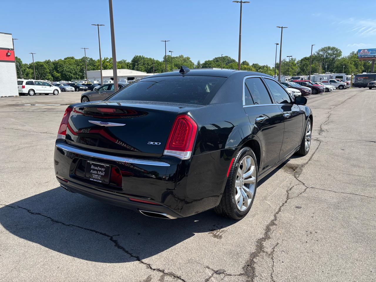 Chrysler 300 Limited RWD 2019