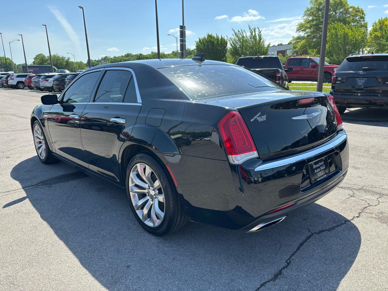 Chrysler 300 Limited RWD 2019