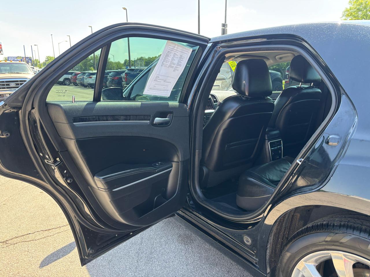 Chrysler 300 Limited RWD 2019