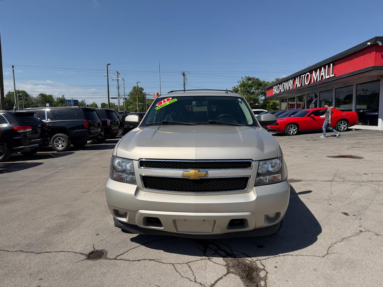 Chevrolet Suburban 4WD 4dr 1500 LS 2013