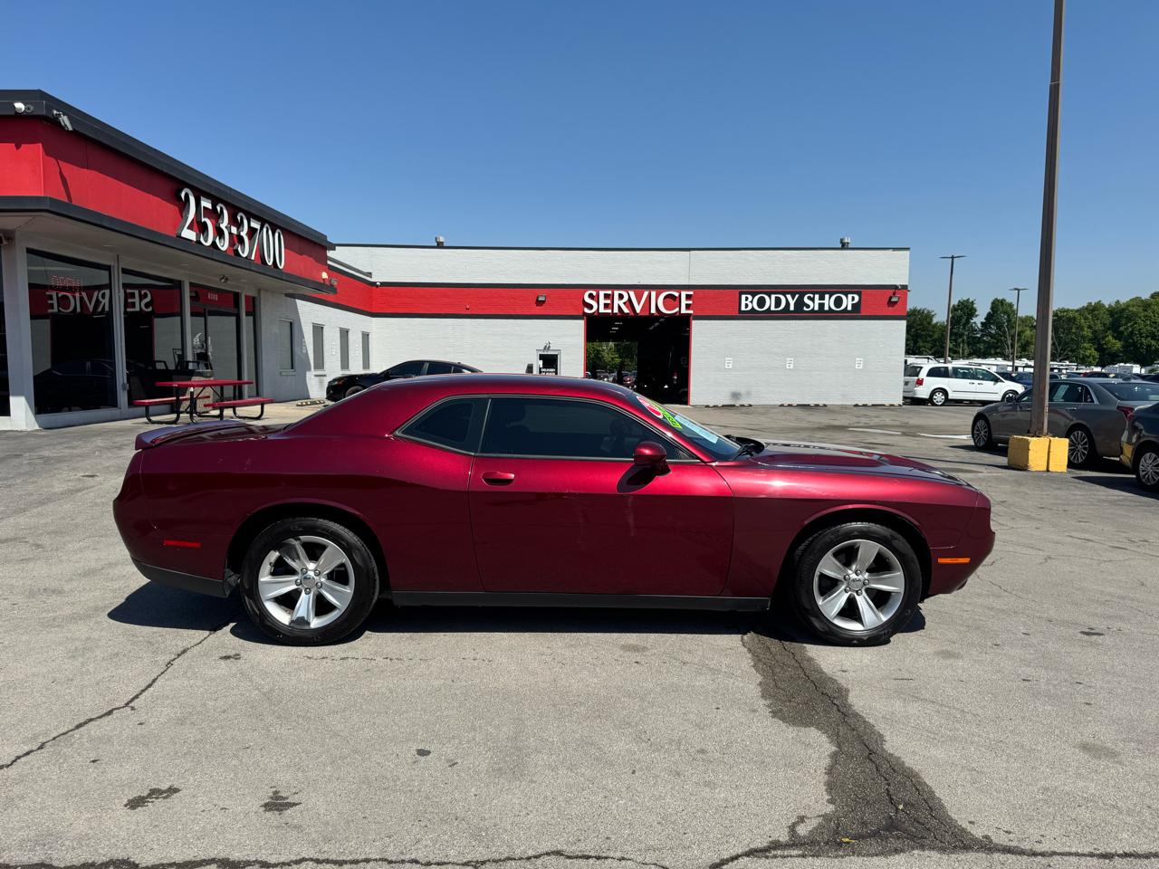 Dodge Challenger SXT RWD 2019