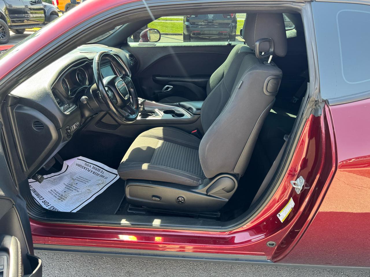 Dodge Challenger SXT RWD 2019