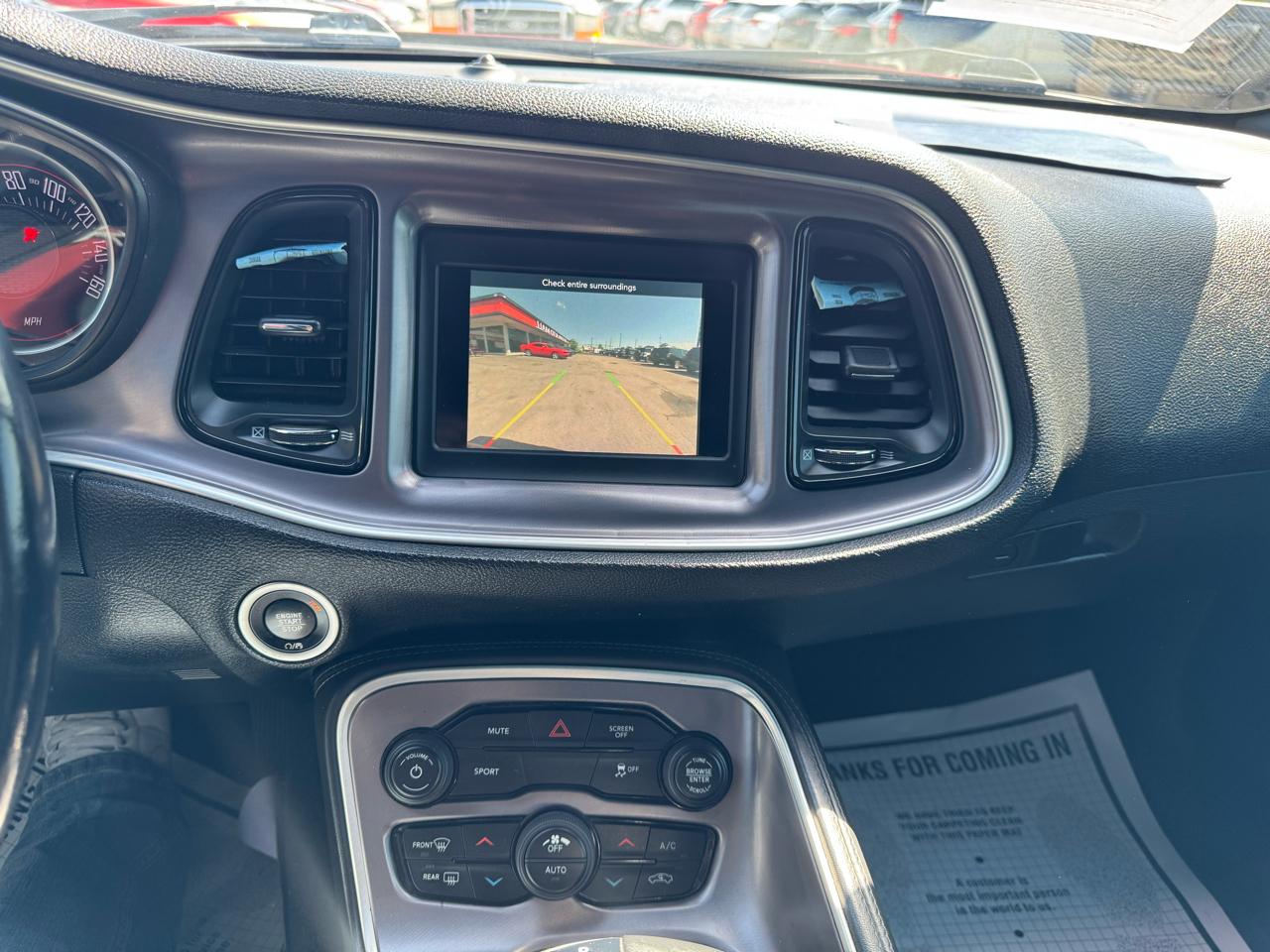 Dodge Challenger SXT RWD 2019