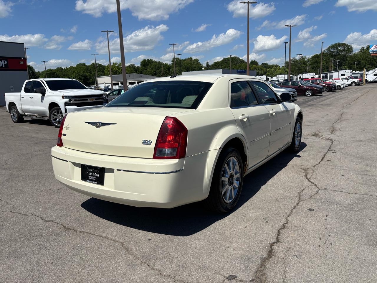 Chrysler 300 4dr Sdn 300 Limited AWD 2007