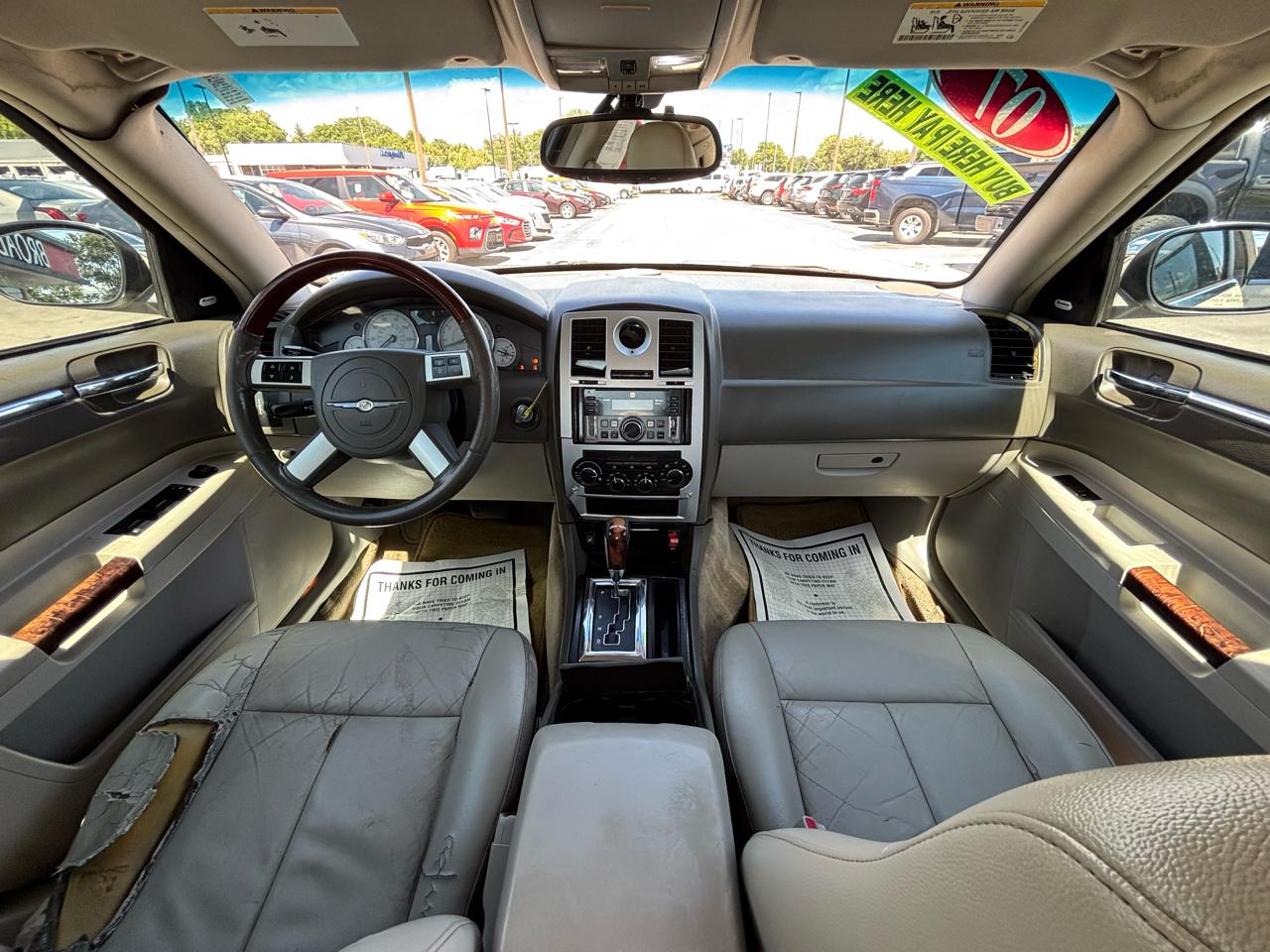Chrysler 300 4dr Sdn 300 Limited AWD 2007