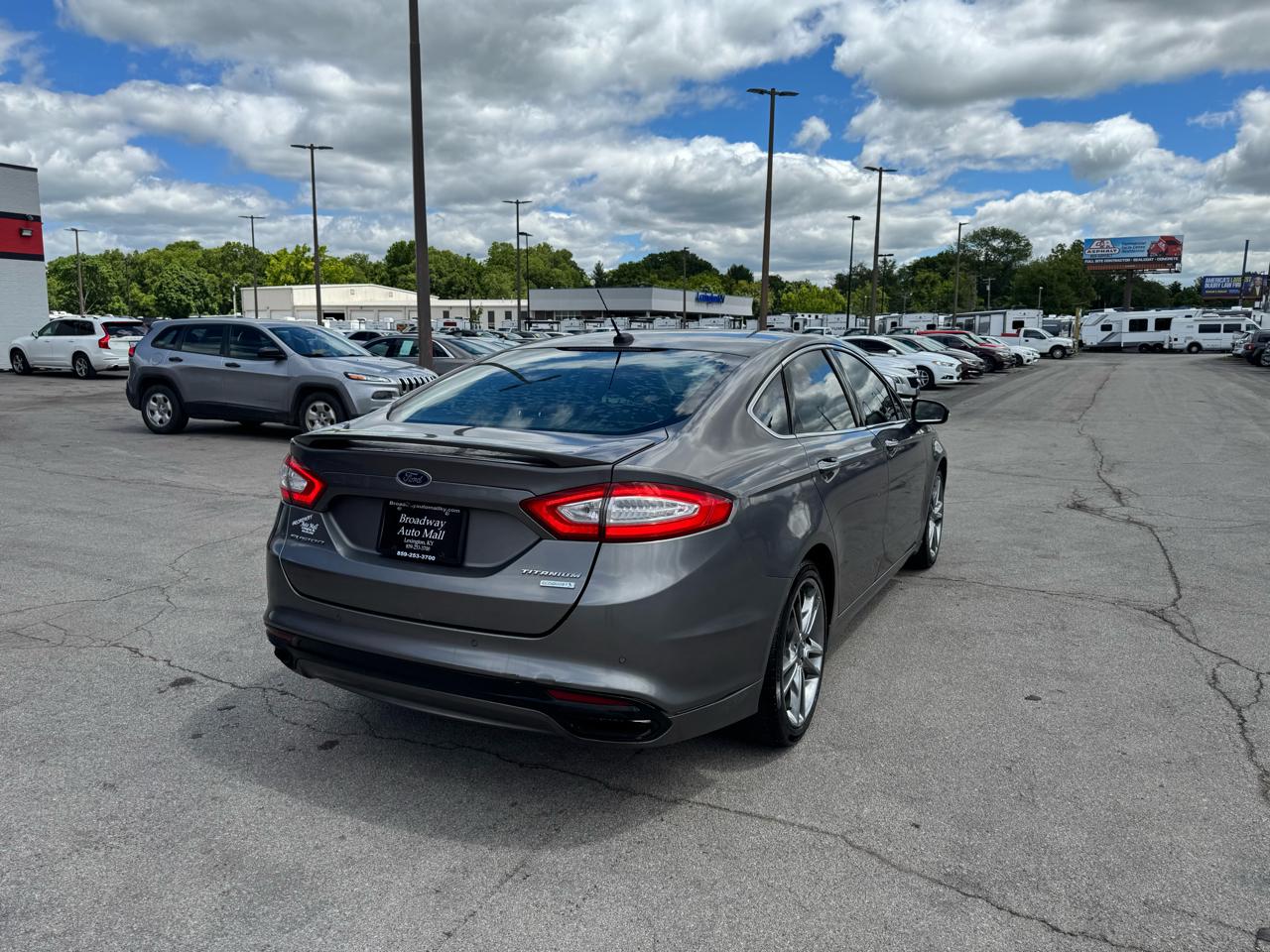 Ford Fusion 4dr Sdn Titanium FWD 2013