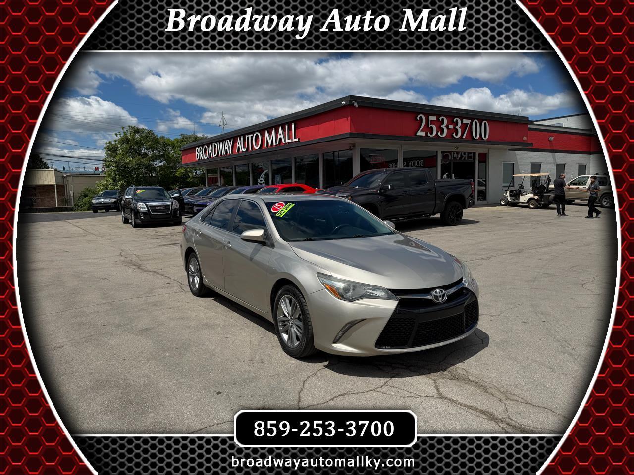 Toyota Camry SE 2015