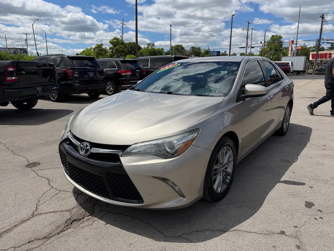 Toyota Camry SE 2015