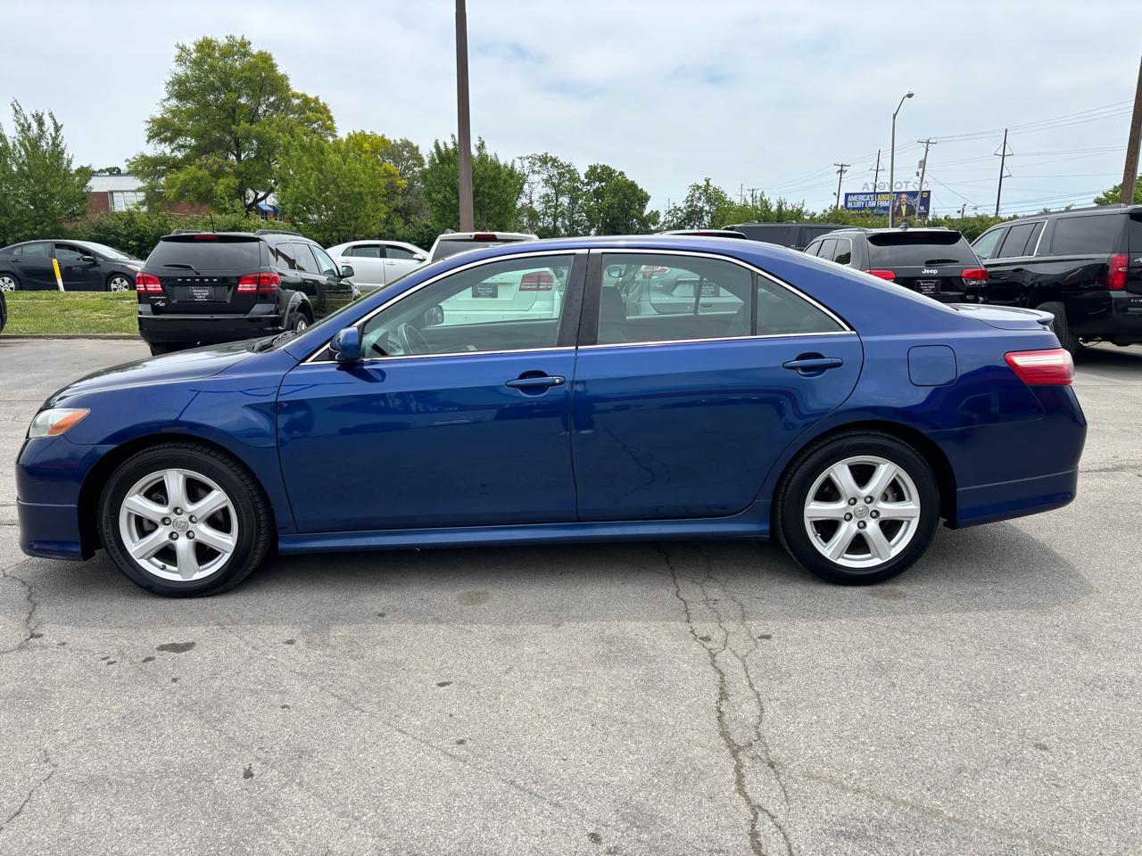 Toyota Camry SE 2009