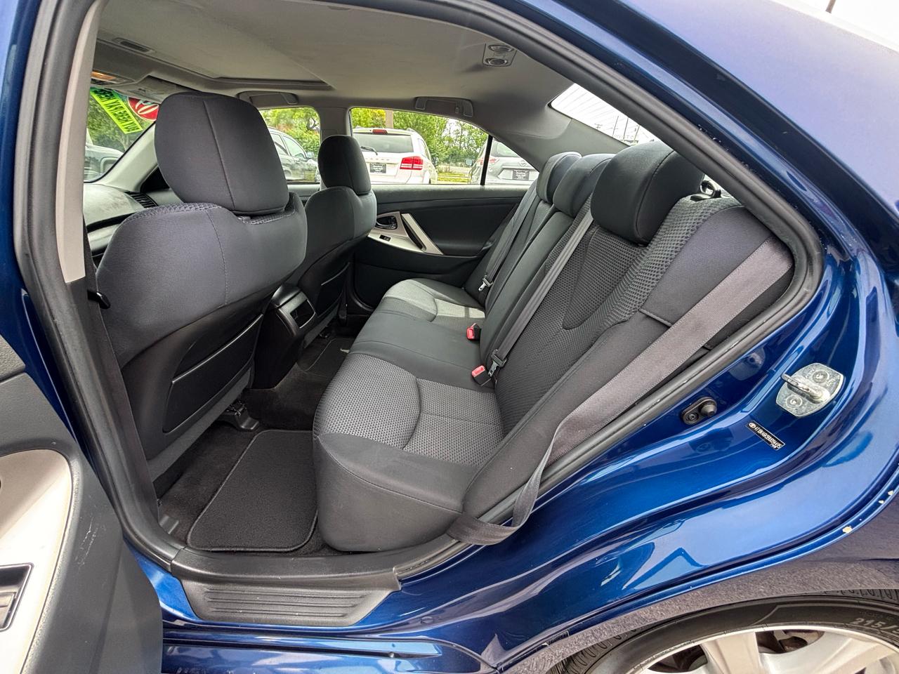 Toyota Camry SE 2009