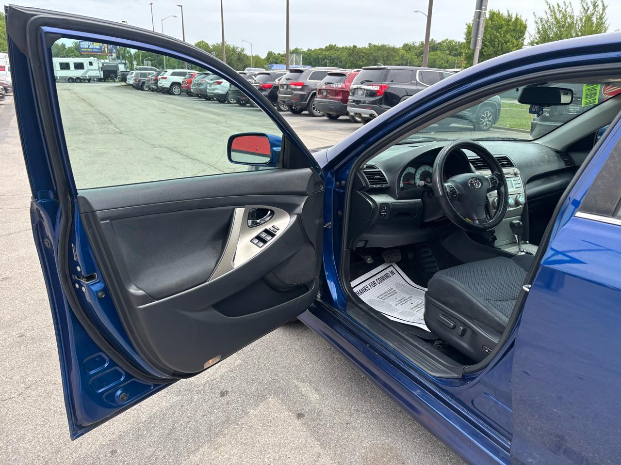 Toyota Camry SE 2009