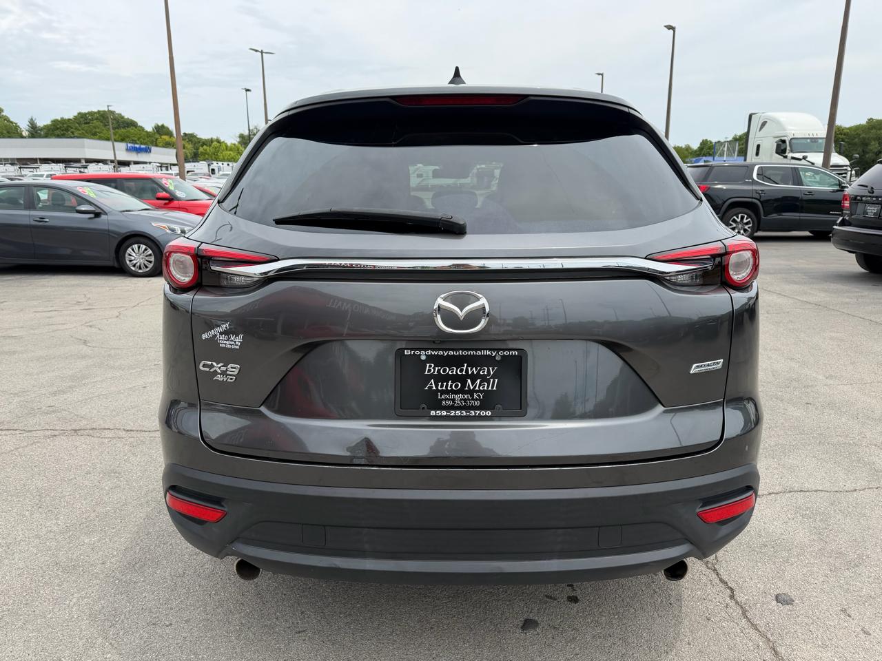 Mazda CX-9 Touring 2019