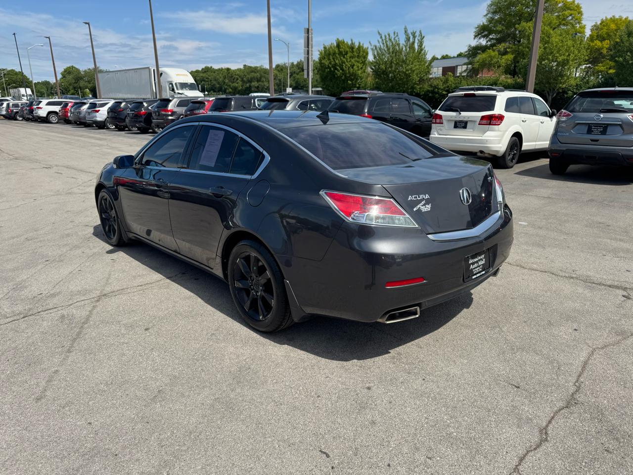 Acura TL 4dr Sdn Auto 2WD 2012