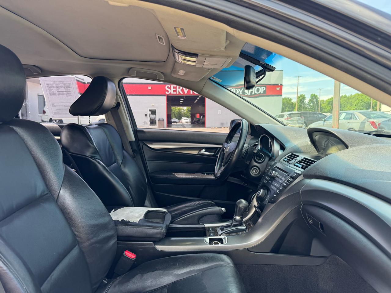 Acura TL 4dr Sdn Auto 2WD 2012