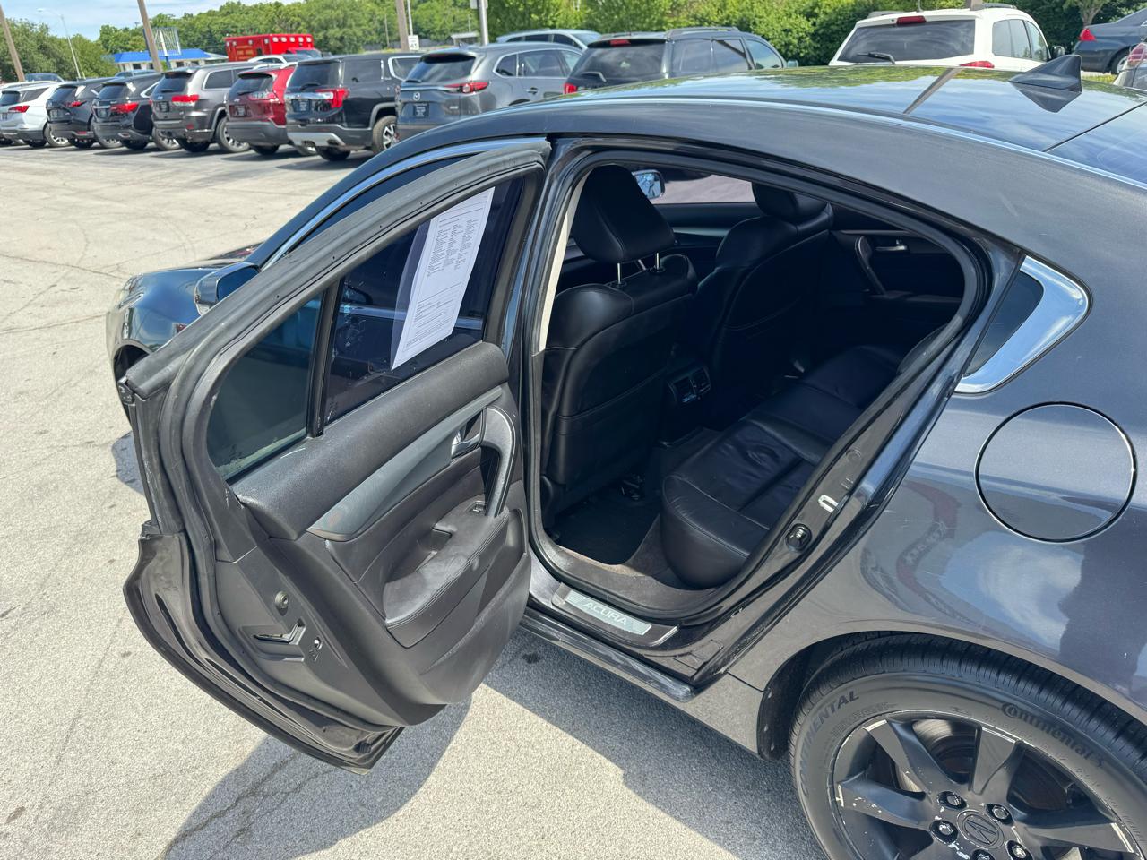 Acura TL 4dr Sdn Auto 2WD 2012