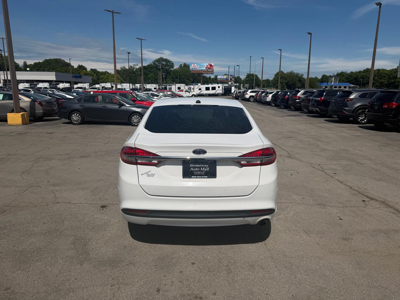 Ford Fusion SE FWD 2018