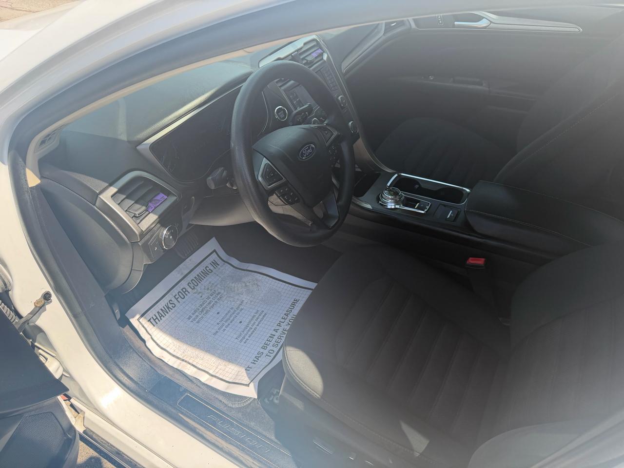 Ford Fusion SE FWD 2018