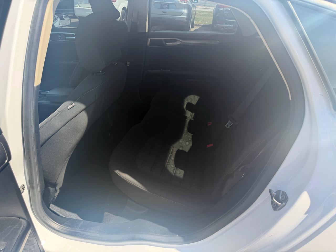 Ford Fusion SE FWD 2018