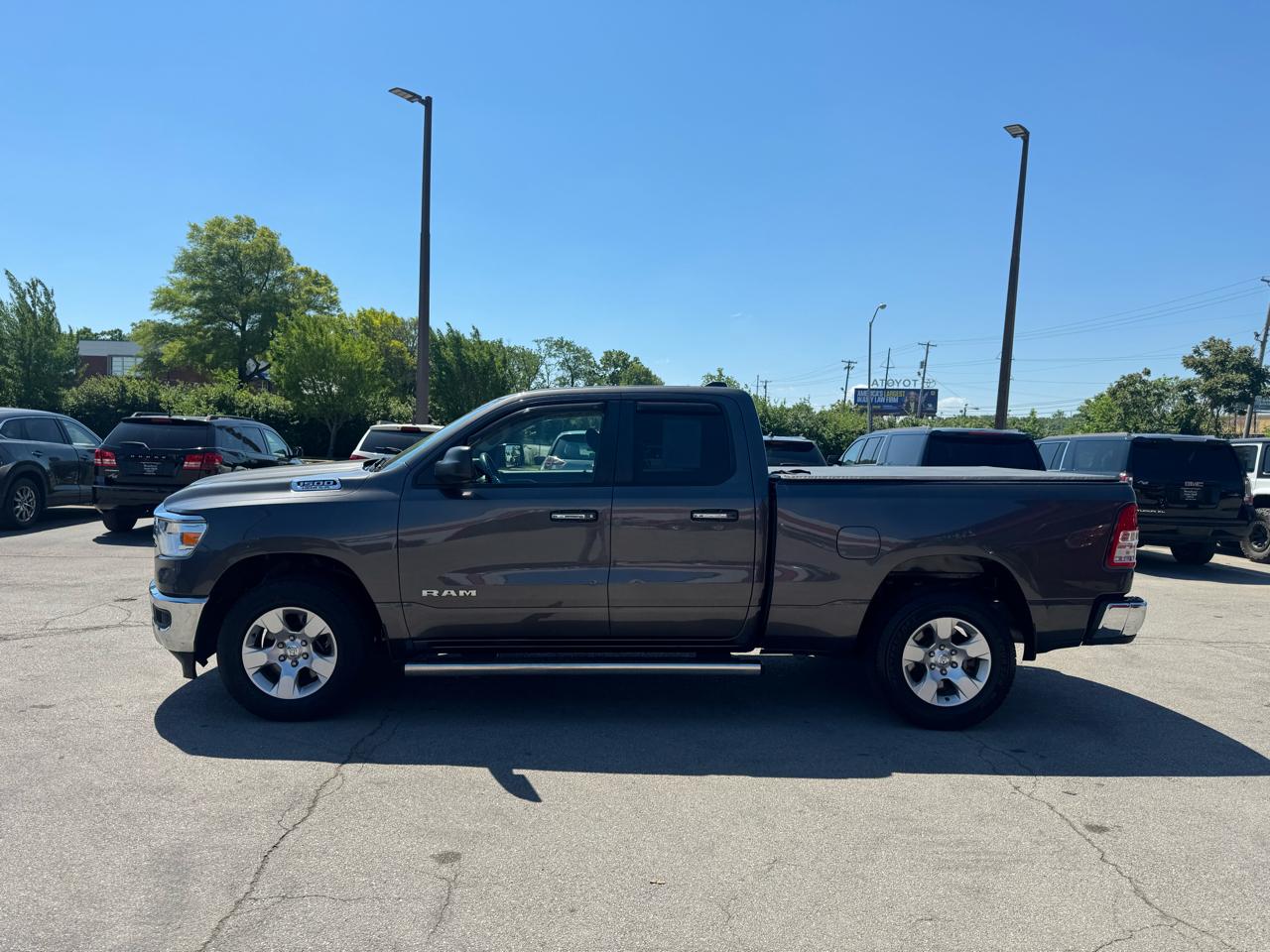 RAM 1500 Big Horn 4x4 Quad Cab 6'4" Box 2020