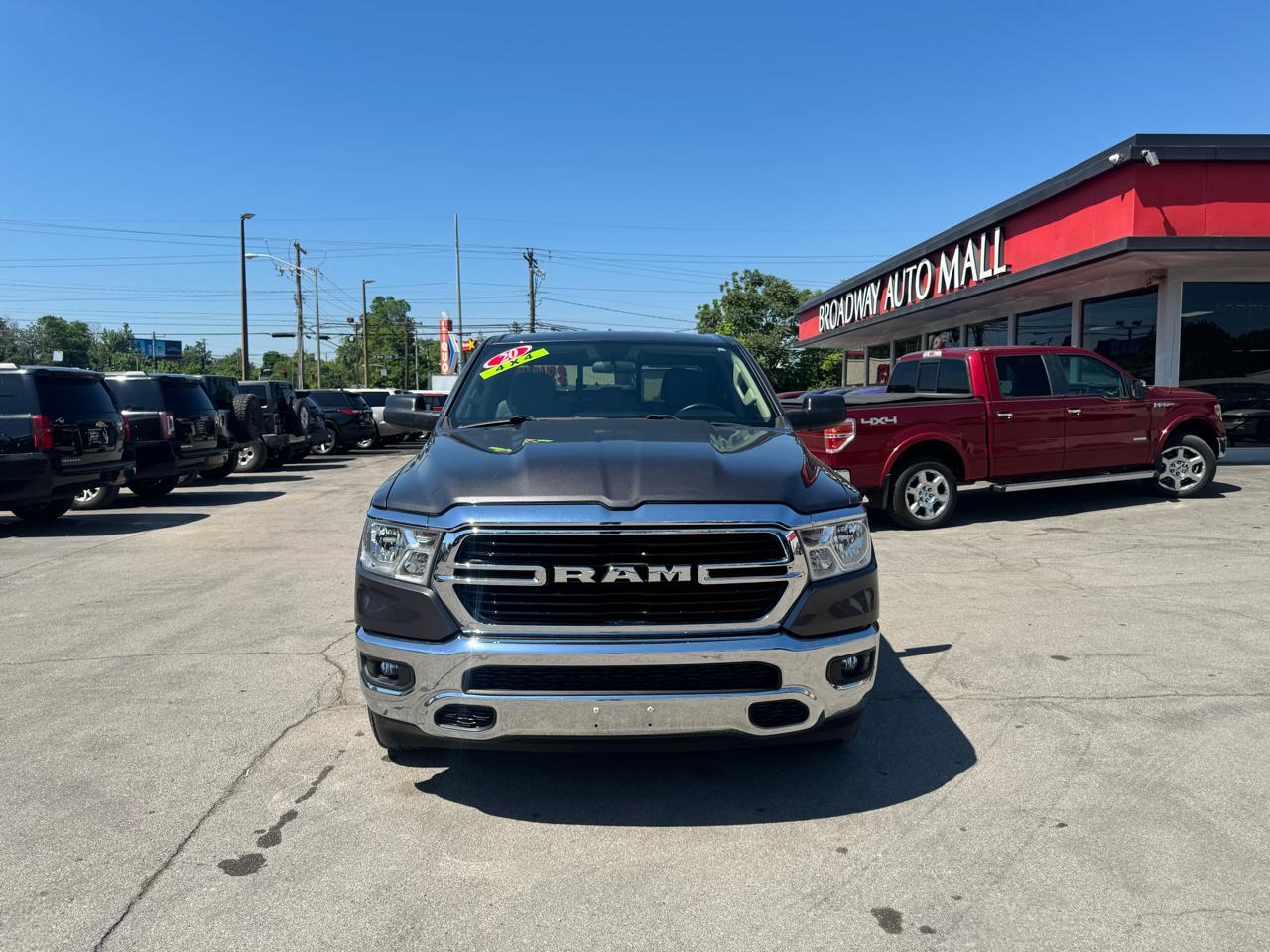 RAM 1500 Big Horn 4x4 Quad Cab 6'4" Box 2020