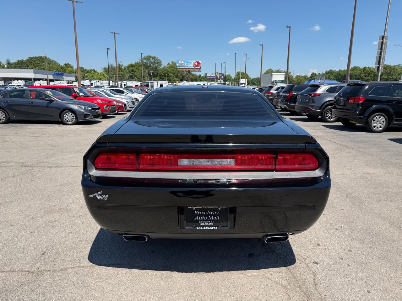 Dodge Challenger SXT Plus 2012