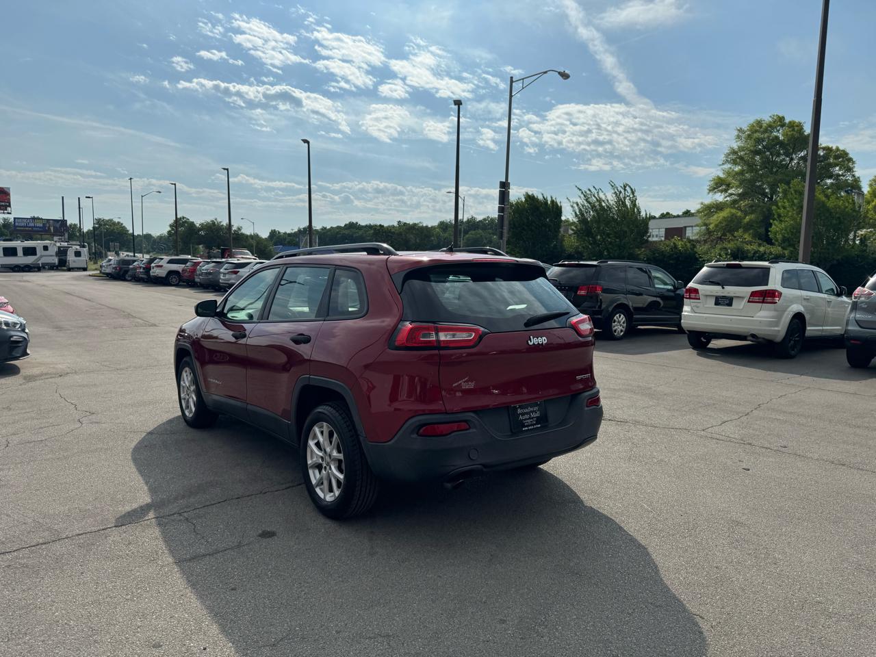 Jeep Cherokee FWD 4dr Sport 2016