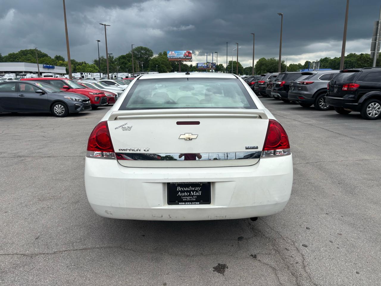 Chevrolet Impala 4dr Sdn 3.5L LT 2007