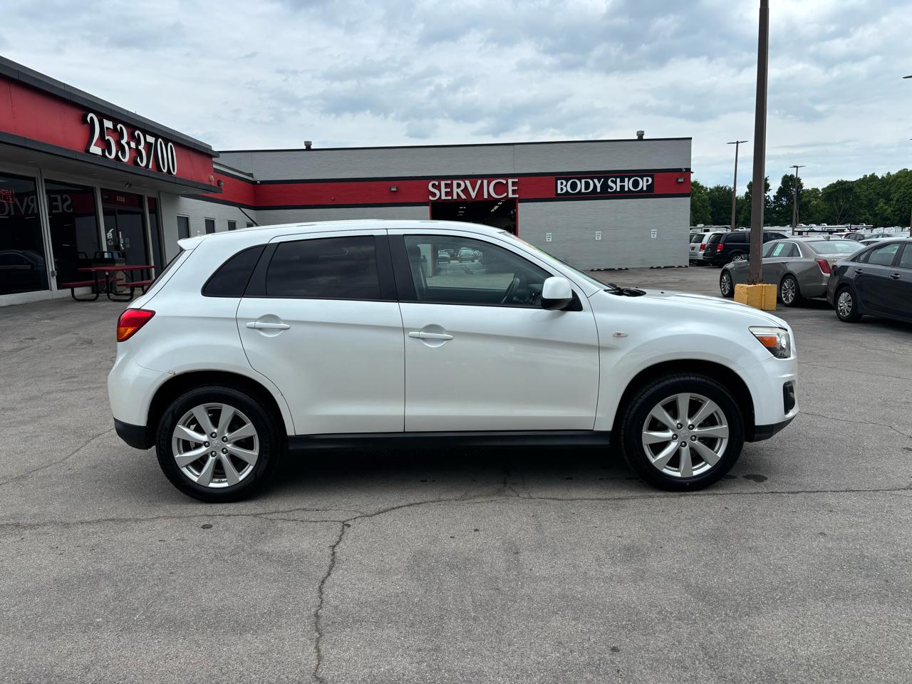 Mitsubishi Outlander Sport AWD 4dr CVT ES 2014