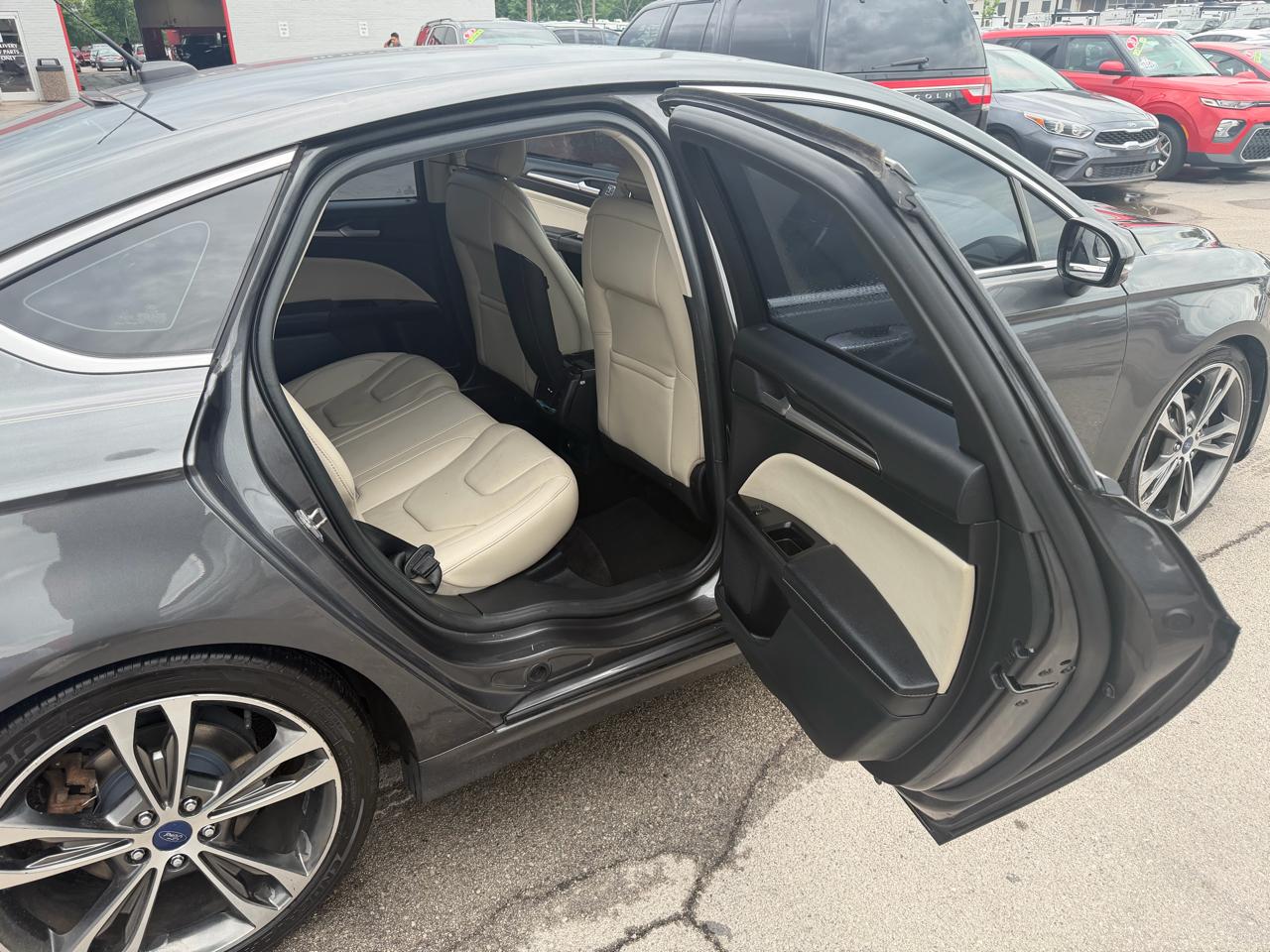 Ford Fusion Titanium FWD 2017
