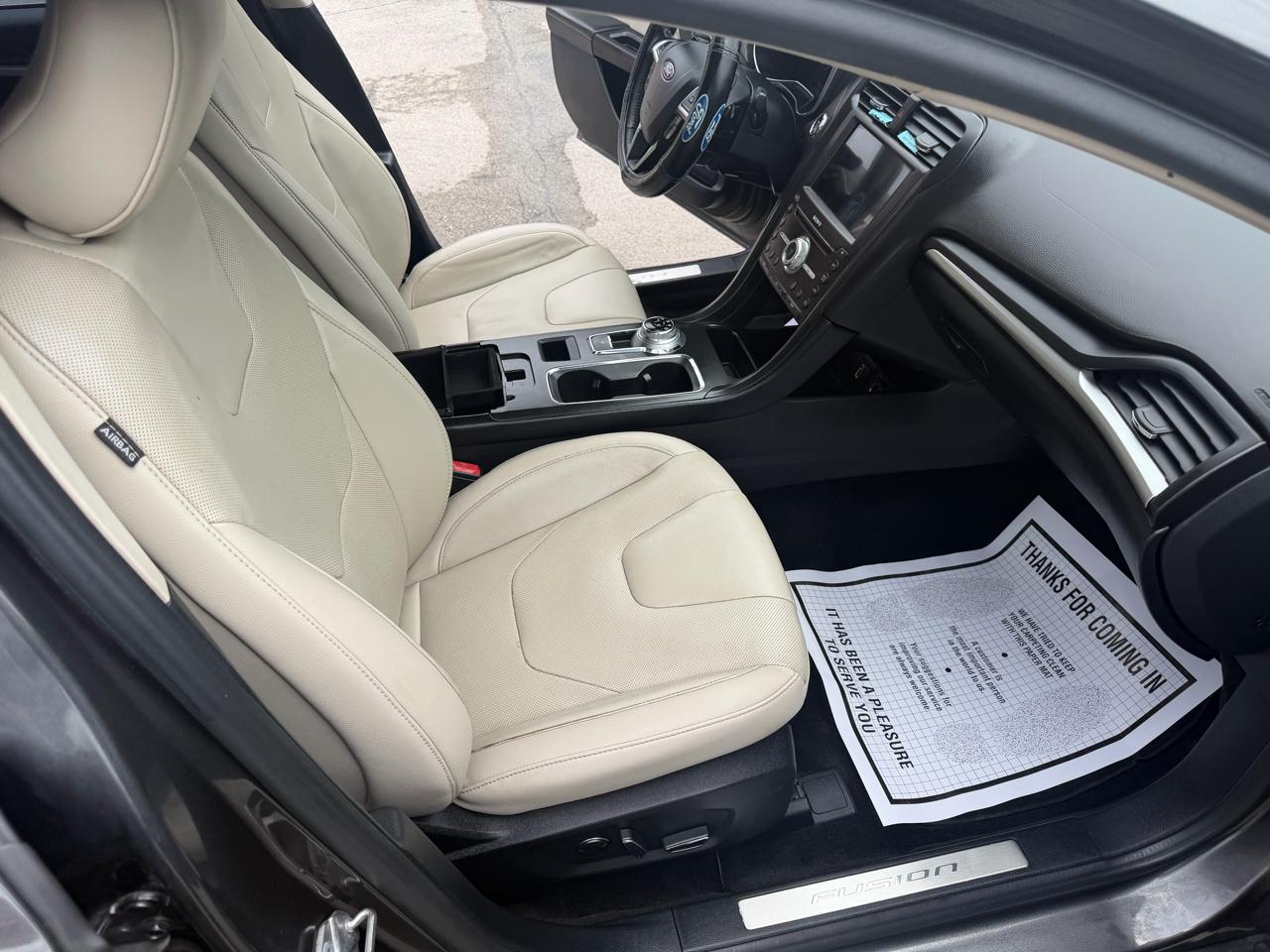 Ford Fusion Titanium FWD 2017