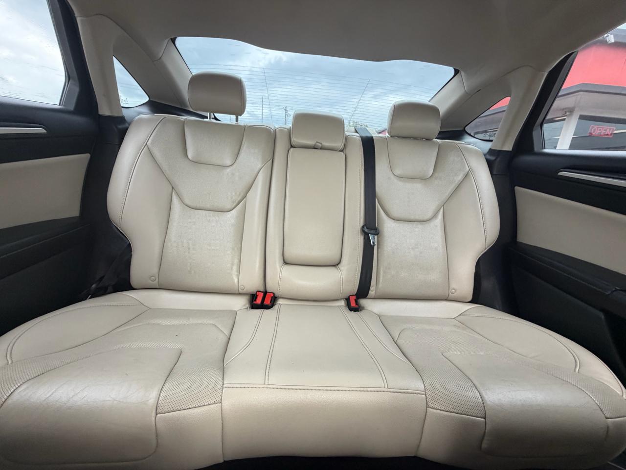 Ford Fusion Titanium FWD 2017