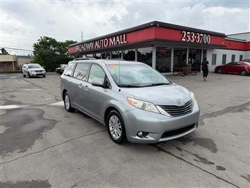 2011 Toyota Sienna XLE