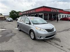 2011 Toyota Sienna 