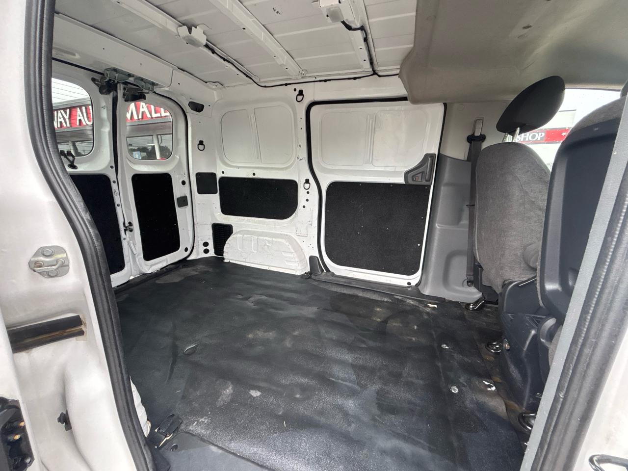 Nissan NV200 Compact Cargo I4 SV 2020
