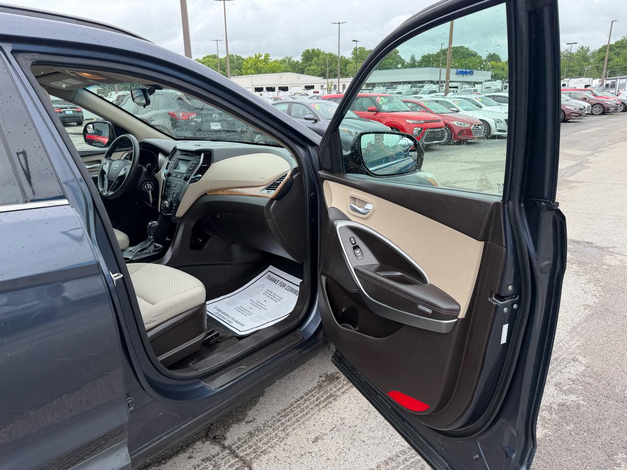 Hyundai Santa Fe SE 2016