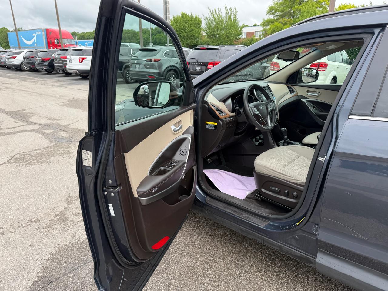 Hyundai Santa Fe SE 2016