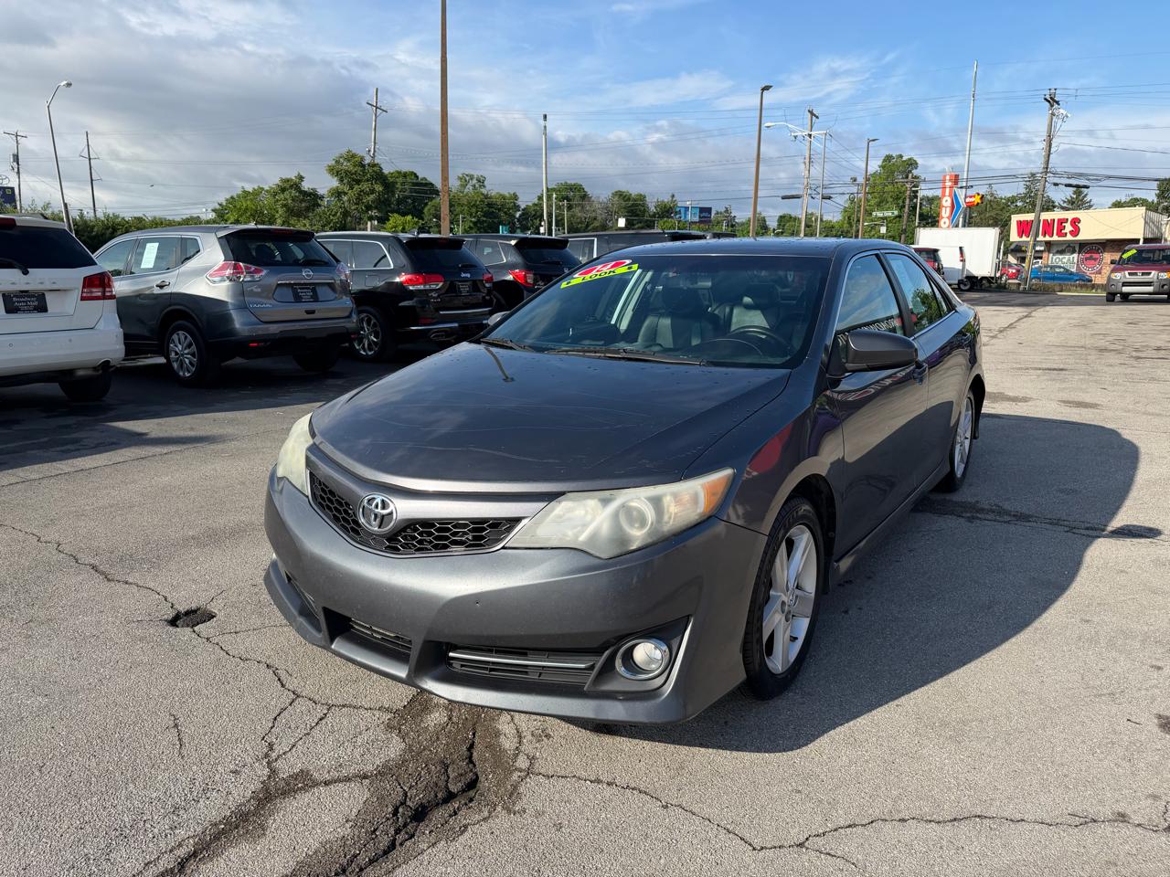 Toyota Camry SE 2014