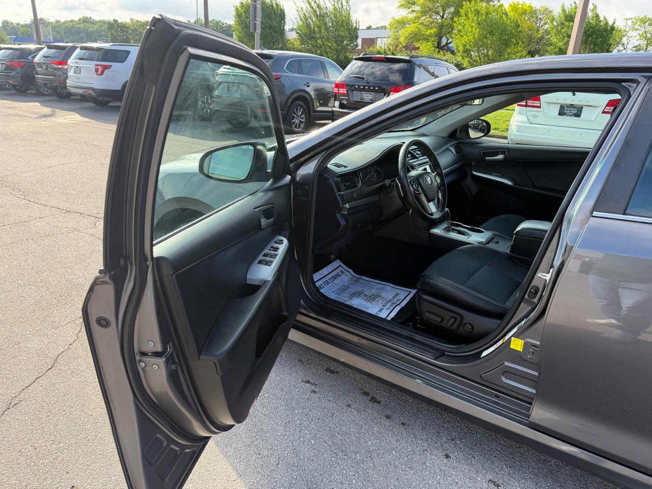 Toyota Camry SE 2014