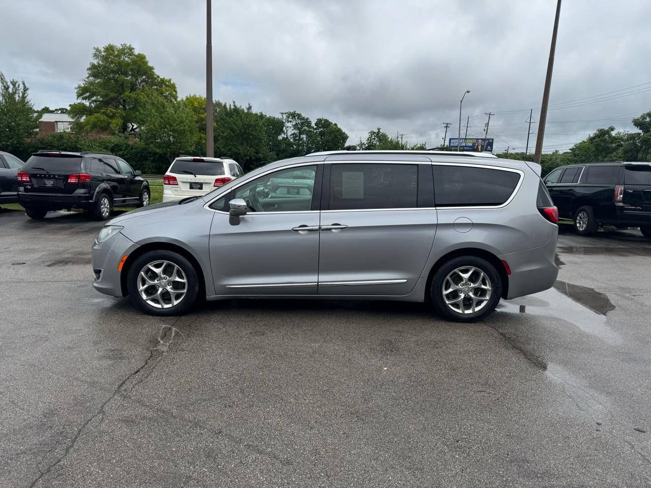 Chrysler Pacifica Limited FWD 2018