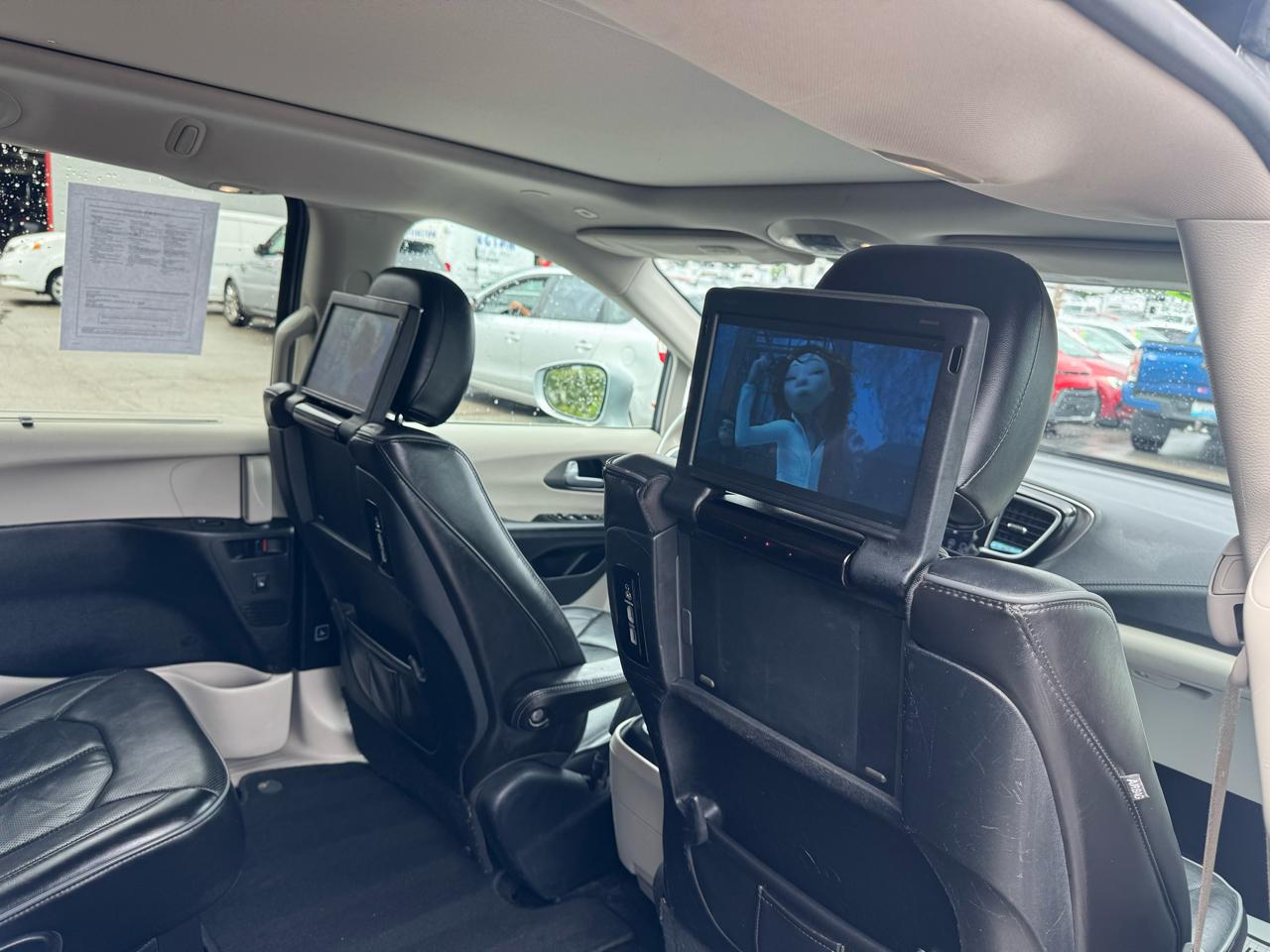 Chrysler Pacifica Limited FWD 2018