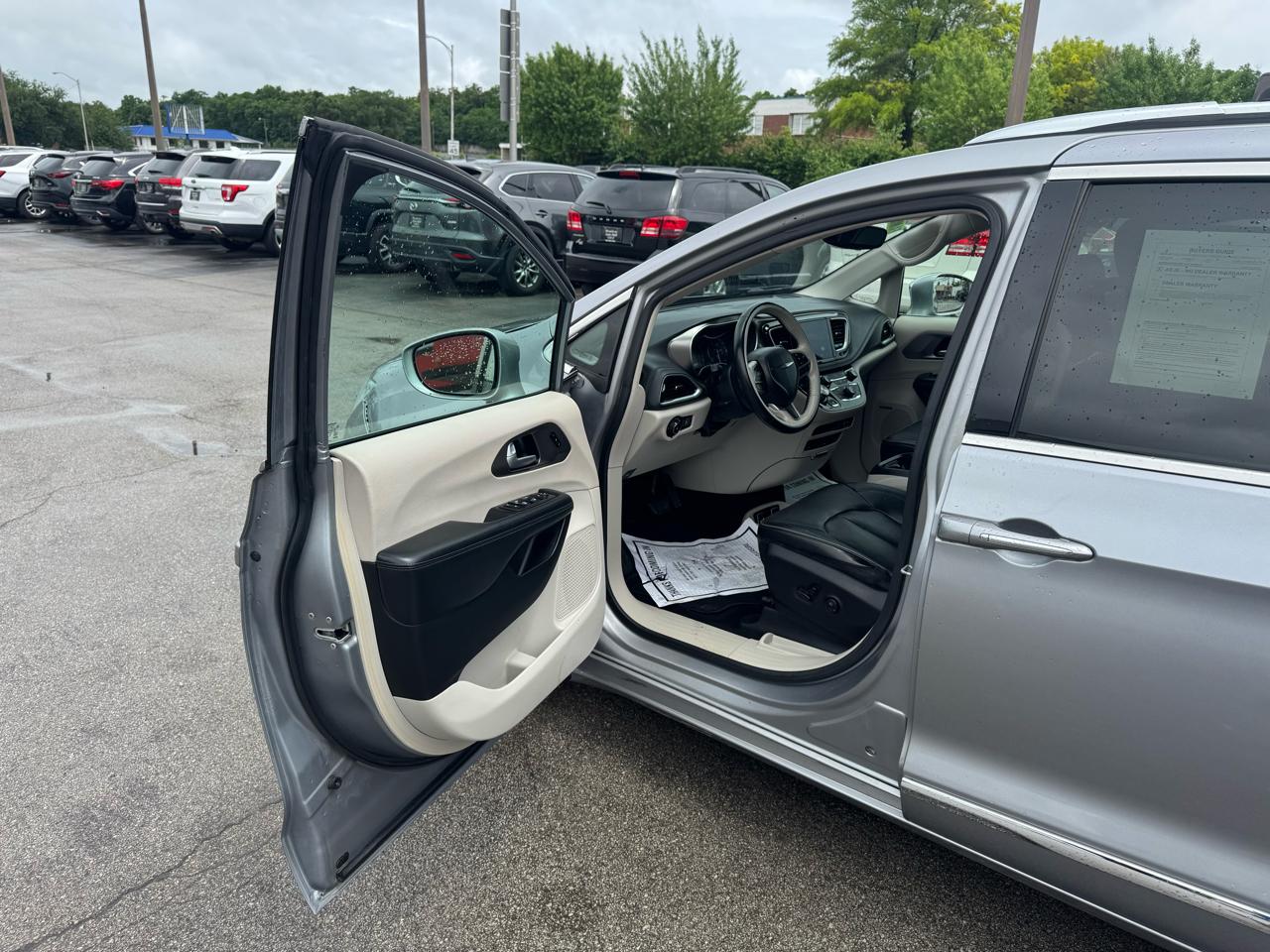 Chrysler Pacifica Limited FWD 2018