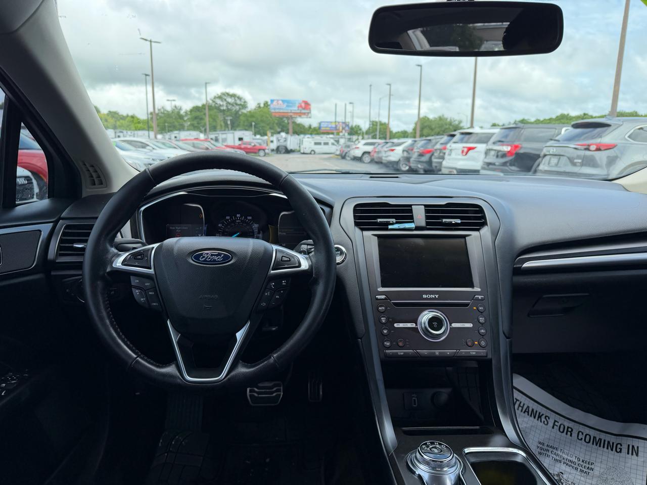 Ford Fusion Titanium 2018