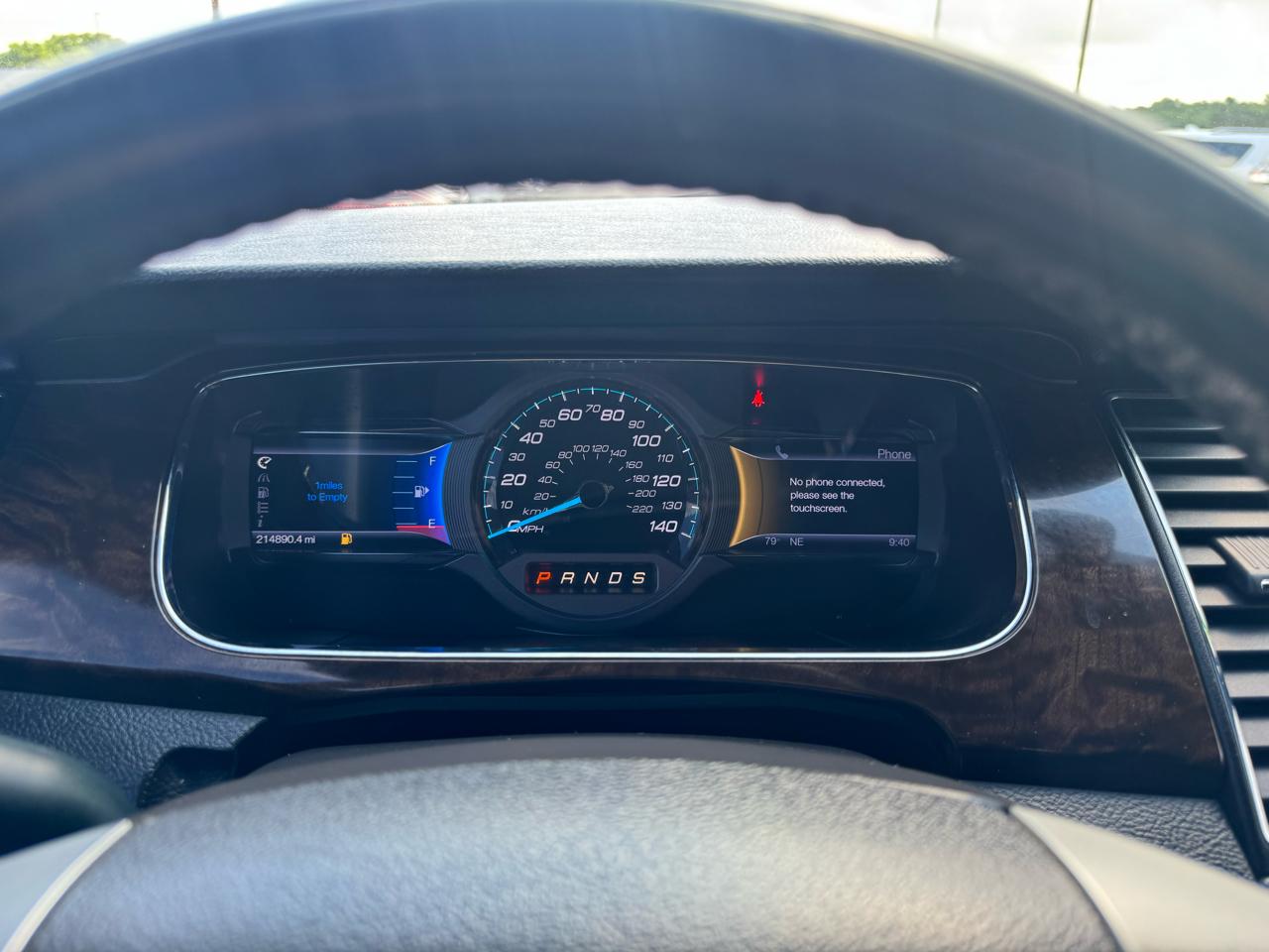 Ford Taurus 4dr Sdn Limited FWD 2013