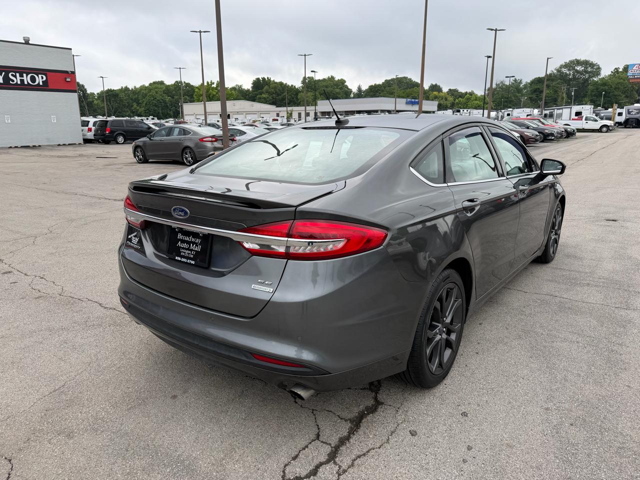 Ford Fusion SE FWD 2018