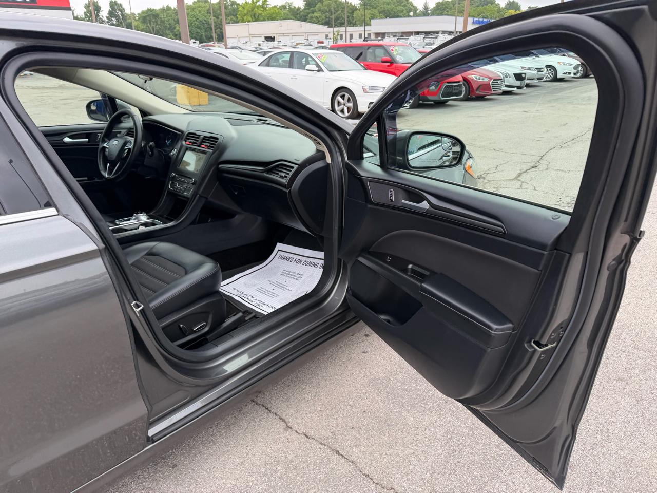 Ford Fusion SE FWD 2018