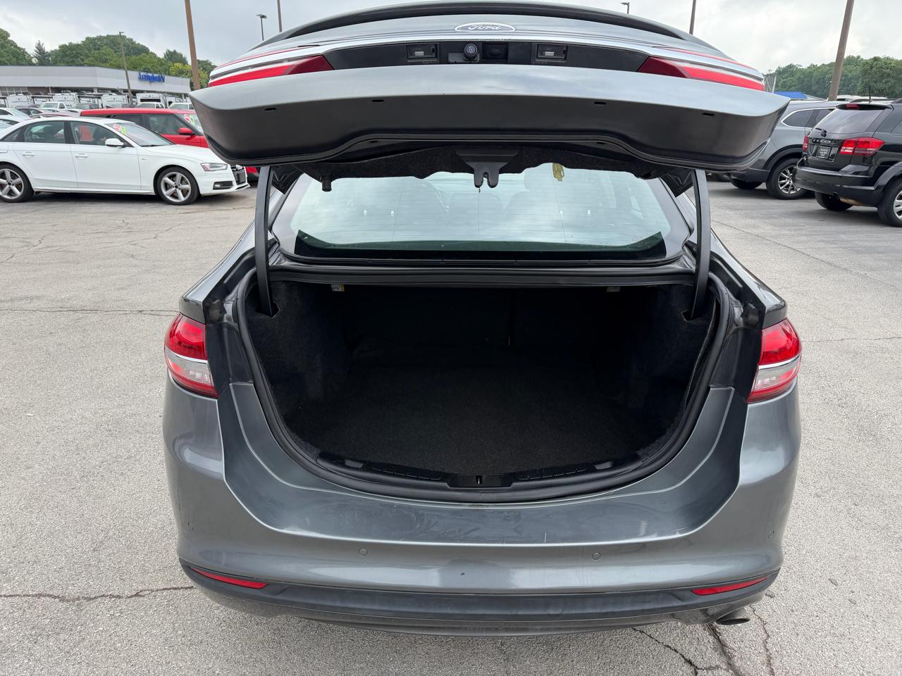 Ford Fusion SE FWD 2018