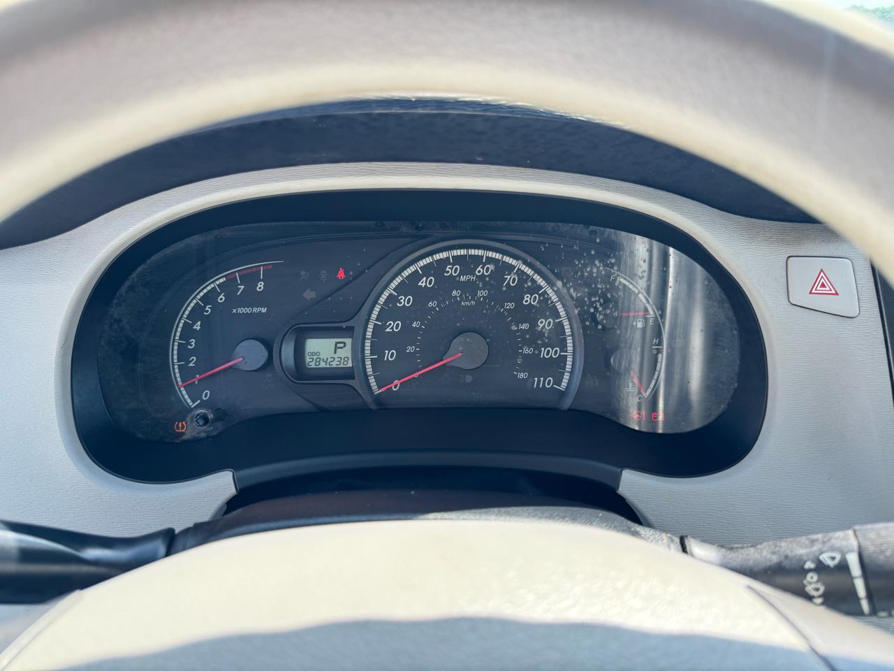 Toyota Sienna LE 2011