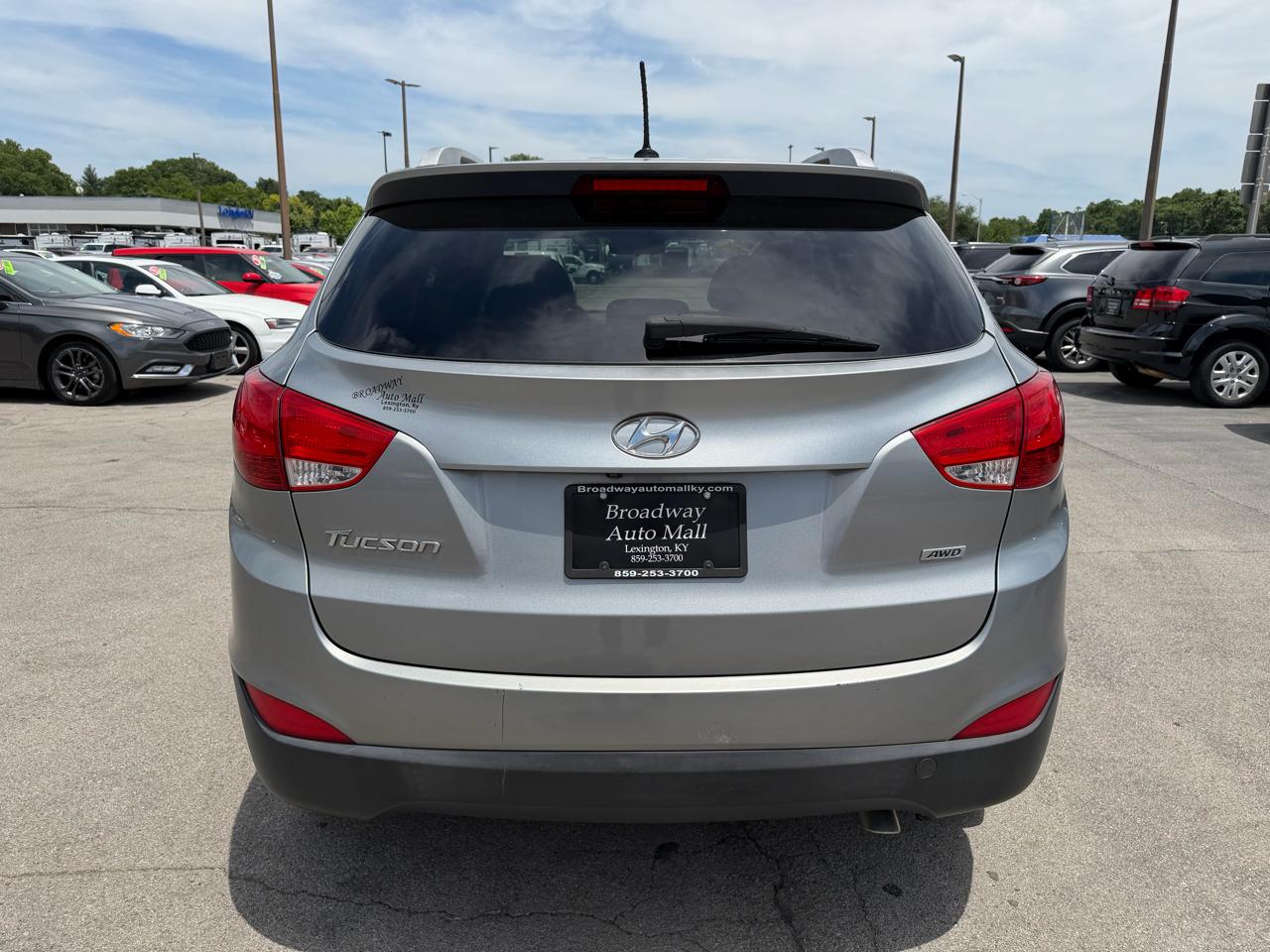 Hyundai Tucson SE 2015