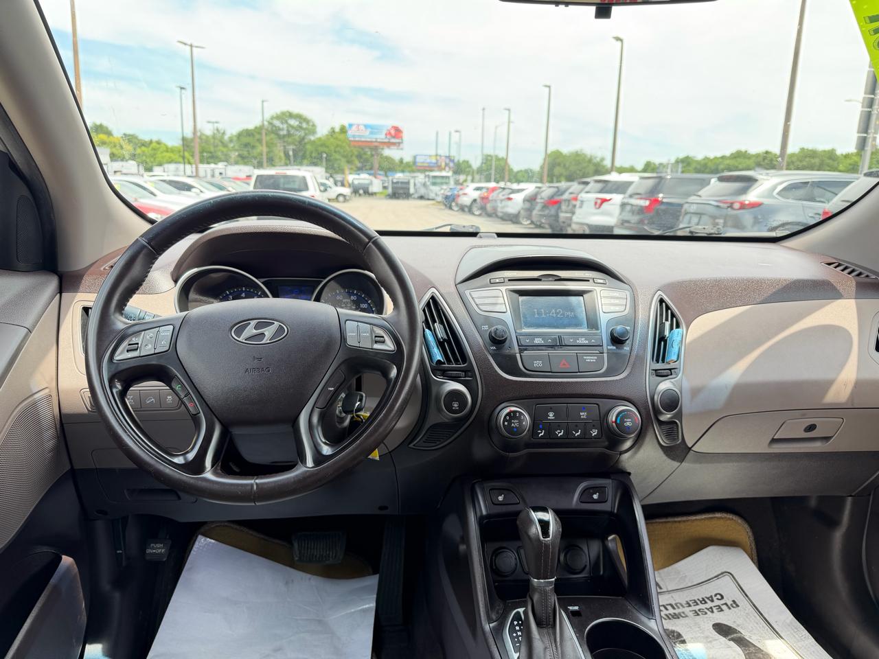 Hyundai Tucson SE 2015